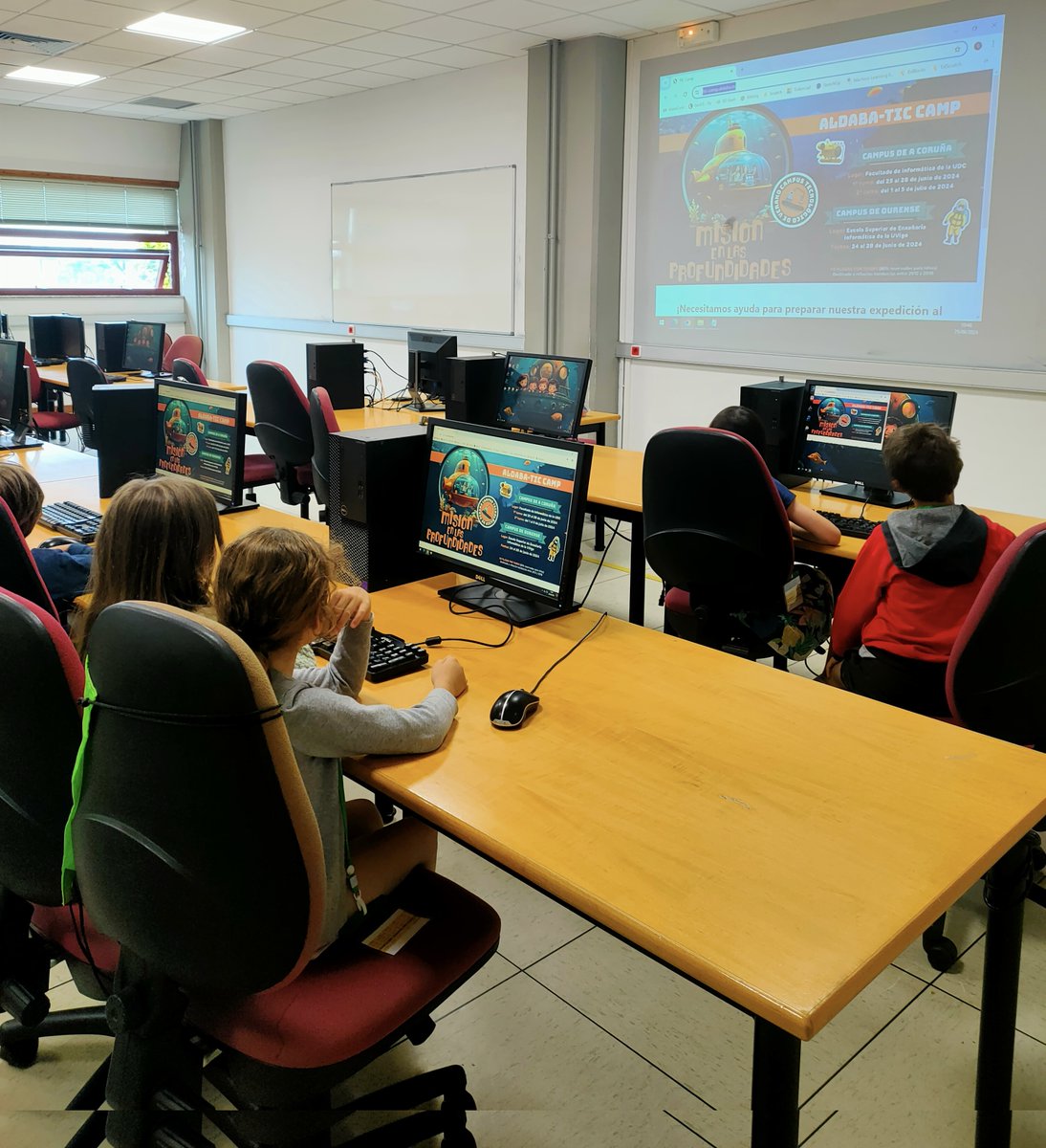 A tripulación do Aldaba-TIC Camp 'Misión a las Profundidades' xa está en marcha! <a href="/FIC_UDC/">Facultade de Informática da UDC</a> <a href="/eseiuvigo/">ESEI UVigo</a> @CSocialUDC #ConselloSocialUVigo <a href="/playcodeacademy/">Play Code Academy</a> 
fundacion.udc.es/site_noticia.a…