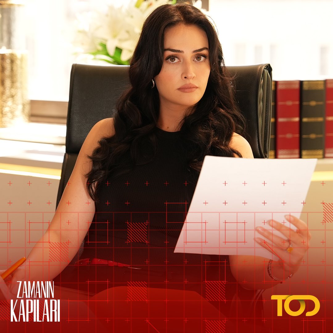 Yeni bölüm fotoğrafları sizlerle… Sizce bu hafta #ZamanınKapıları’nda bizi neler bekliyor? <a href="/tod_tr/">TOD Türkiye</a> <a href="/medyapimresmi/">MEDYAPIM</a>