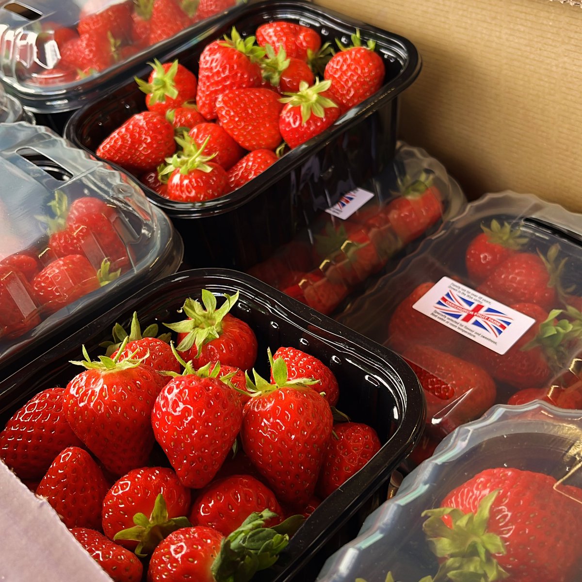 Fresh in from market this morning. 
Some gorgeous 🇬🇧#british🇬🇧
#rapsberries &amp; #strawberries 🍓🍓
#didsbury