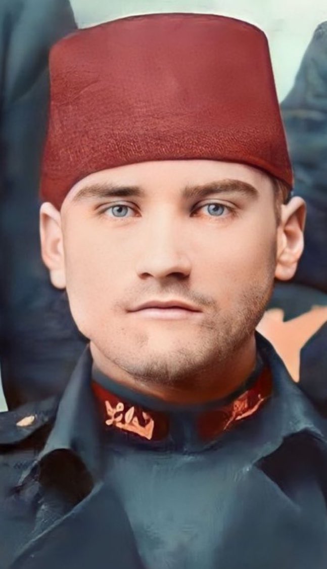 TarihteOan's tweet photo. Gazi Mustafa Kemal Atatürk, 17 yaşındayken. https://t.co/HTjVV5j4tk