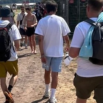 loverchiefs87's tweet image. *para o beijo*

amor, pera aí que o louis apareceu