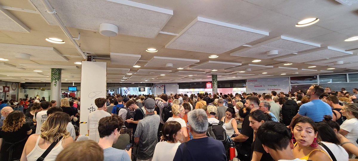 Dale Nyholt tweet media