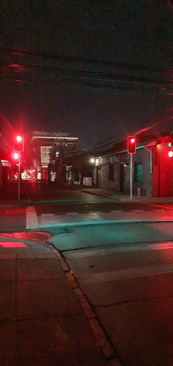 f_bios's tweet photo. Sin alumbrado público en la calle mujica con almazar @munirancagua  @sinec_rancagua #Rancagua https://t.co/jb1kq2cWVq