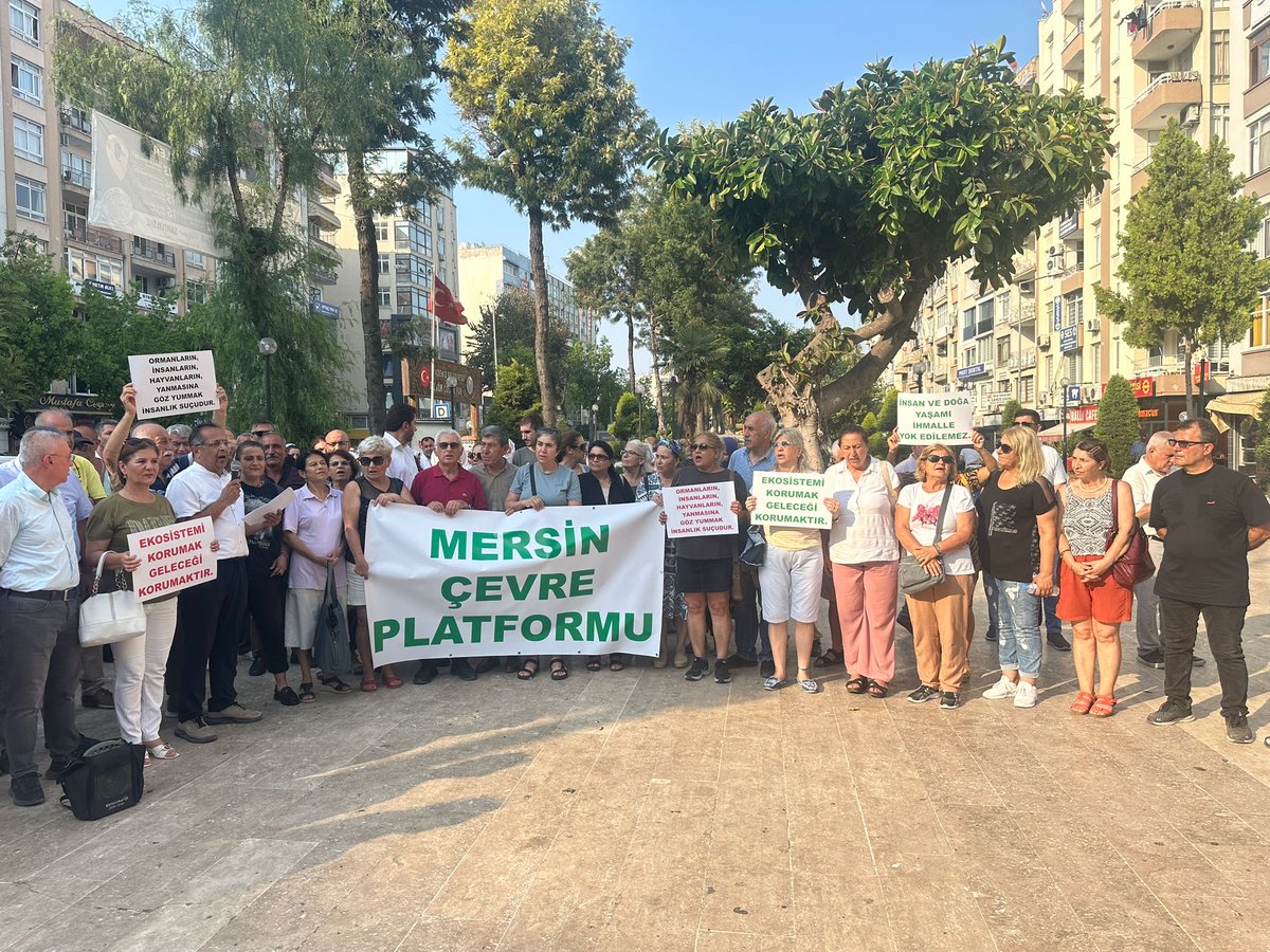 Mersin çevre platformunun  Diyarbakır ve Mardin’de  yaşanan yangınlarla ilgili gerçekleştirdiği  basın açıklamasına katılım sağladık.