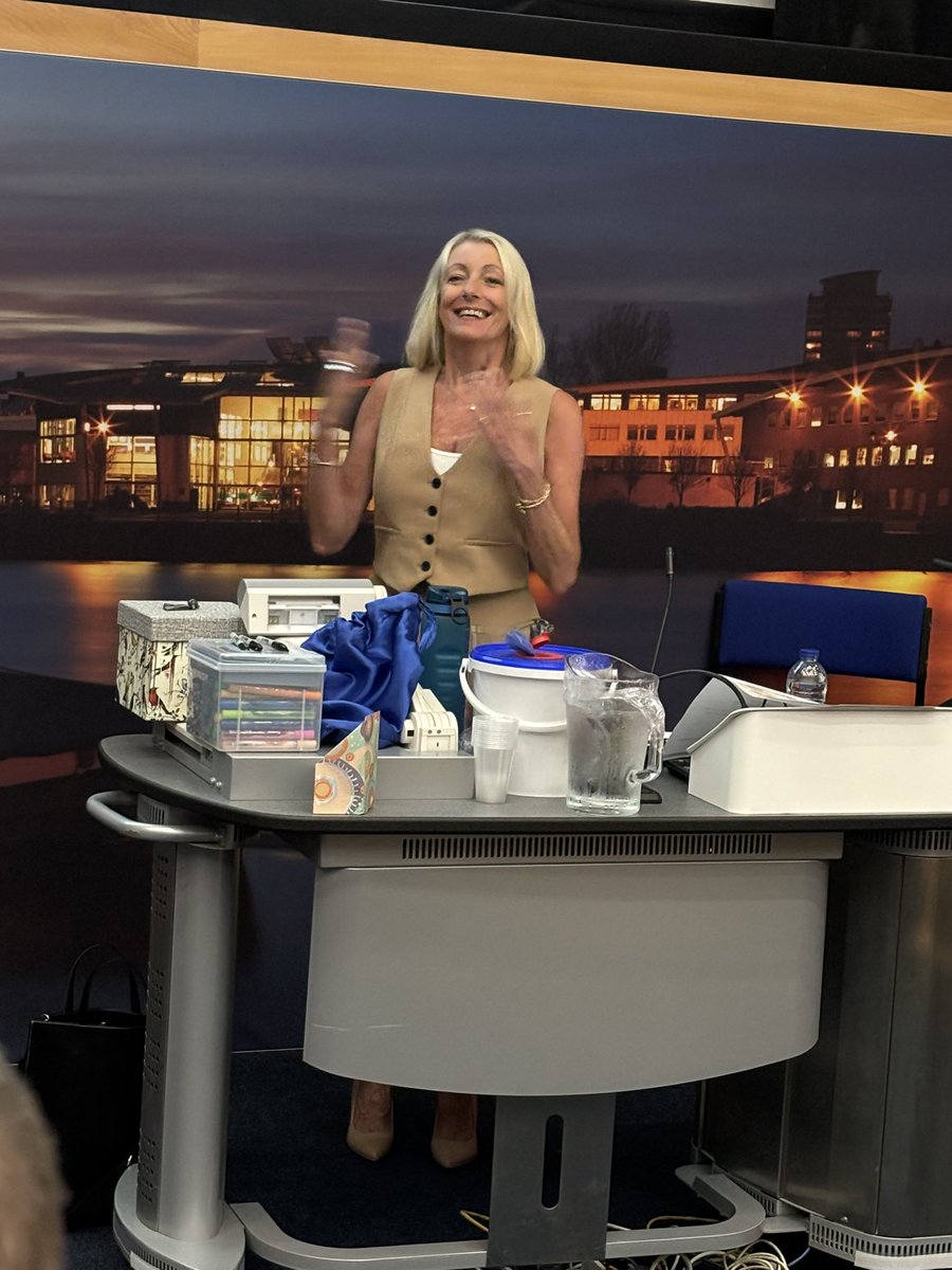 Honoured to welcome a packed lecture theatre to the <a href="/sunderlanduni/">University of Sunderland</a> #pullupachair conference this morning and to introduce the phenomenal Sarah Martin-Denham SHINE Trust Schools North East