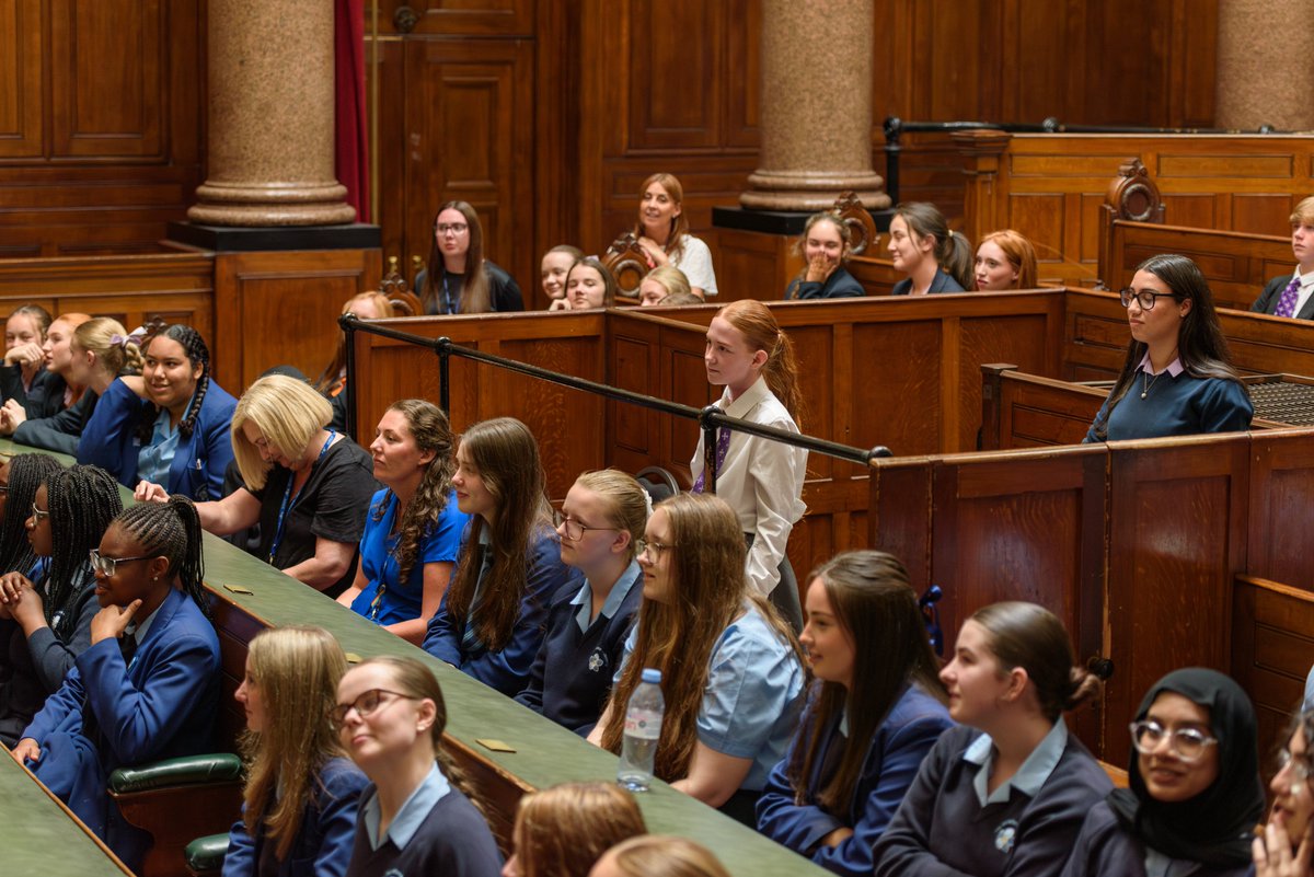 These amazing young people are among the 4⃣6⃣3⃣ pupils who have graduated this year as Mentors in Violence Prevention 🎓

Through this brilliant programme with <a href="/MYARAISETeam/">MYA RAISE Team</a>, we are empowering them to help prevent the harmful behaviours that can lead to serious violence -