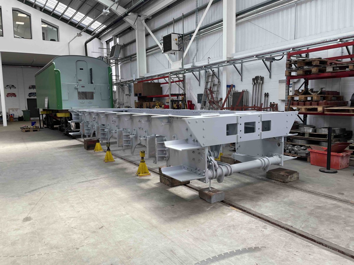 • Tender Frames Delivered • 

Last week, the P2 took another big step towards completion as the tender frames, which were being manufactured off site, were delivered to the Darlington Works.

Read more: a1steam.com/prince-of-wale…