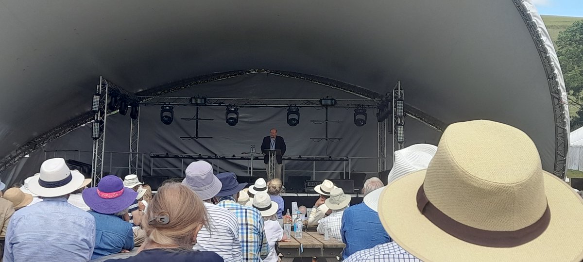 ChalkeFestival's tweet photo. Incredible crowd for an incredible speaker - @aa51_ansari at the IPGL stage with a fascinating talk on Iran.
Generously supported by @WallaceMuseum
Find out more about Ali Ansari's talks this week @ChalkeFestival here: https://t.co/EOQOFhayrO
#Chalke2024 #LiveInHistory https://t.co/bFPN1P95fG