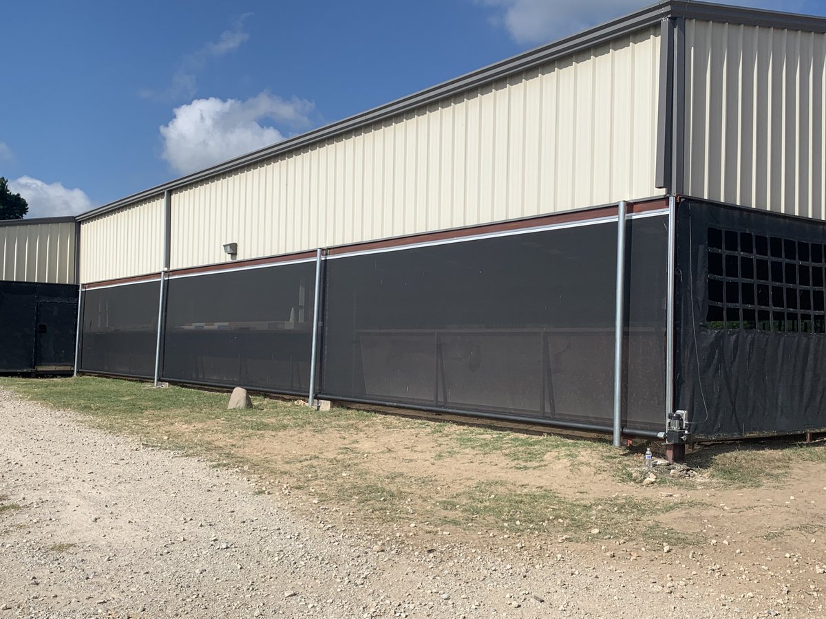 SunNorthSystems's tweet photo. Giddy Up! ๐
Check out this Weather Stop Curtain installation on a horse riding arena at Bader Family Farms in Fort Worth, TX. This was another quality project installed by Bobby Smallwood Construction based out of Paris, TX!
#sunnorth #texas #weatherstop #horseriding https://t.co/D98nrvINvk