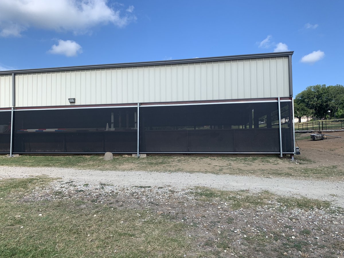 SunNorthSystems's tweet photo. Giddy Up! ๐
Check out this Weather Stop Curtain installation on a horse riding arena at Bader Family Farms in Fort Worth, TX. This was another quality project installed by Bobby Smallwood Construction based out of Paris, TX!
#sunnorth #texas #weatherstop #horseriding https://t.co/D98nrvINvk