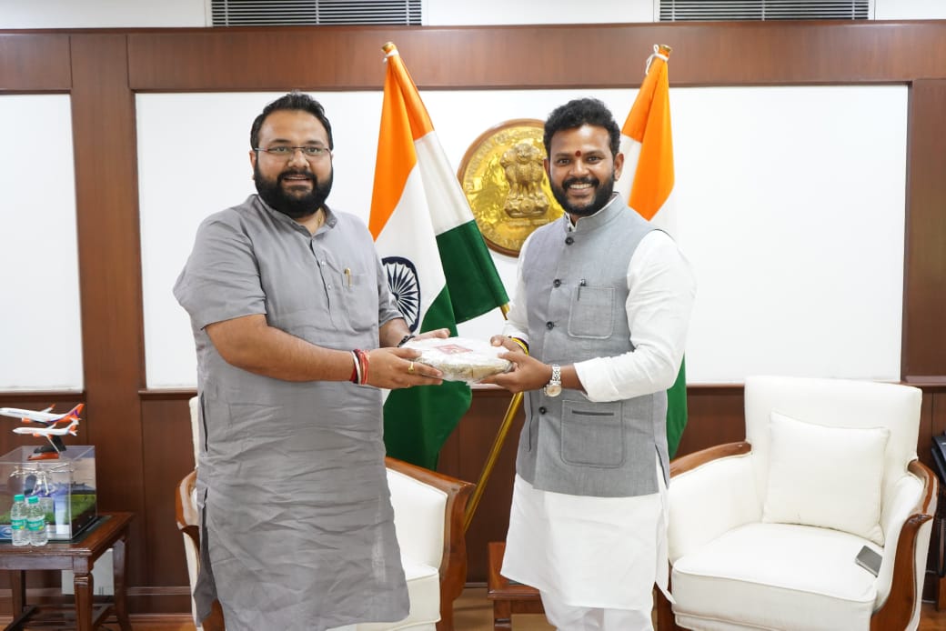 Dr. Hemang Joshi urges union Civil Aviation Minister to start international flights from Vadodara