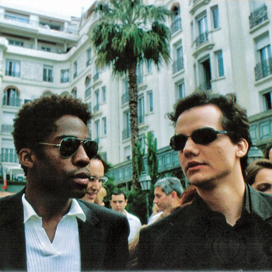 mubibrasil's tweet photo. Feliz aniversário, Wagner Moura!

Aqui fotografado com Lázaro Ramos no Festival de Cannes, 2005. https://t.co/wxC2fLU5aU