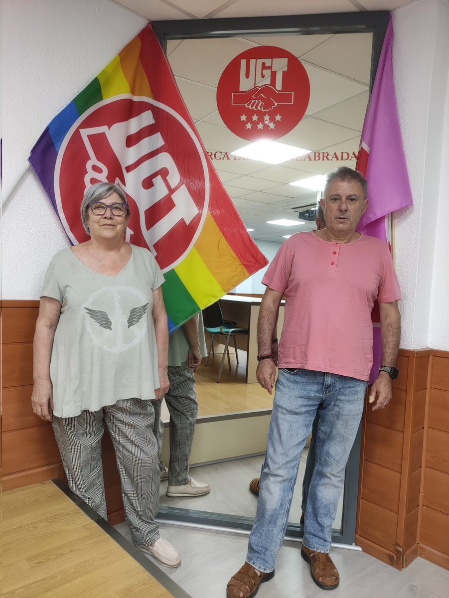 UgtSuroeste's tweet photo. 🏳️🌈🏳️🌈🏳️🌈🏳️🌈🏳️🌈🏳️🌈🏳️🌈🏳️🌈
¡Caminemos junt@s hacía centro de trabajo inclusivos!
Nuestra sede de #Fuenlabrada ya luce orgullosa.
📸 Junto a parte de los sindicatos comarcales que integran la comarca.
@ugtfesmcmasuro os echamos de menos!!
#UGT #orgullodesindicato https://t.co/9HAs1SWUOz
