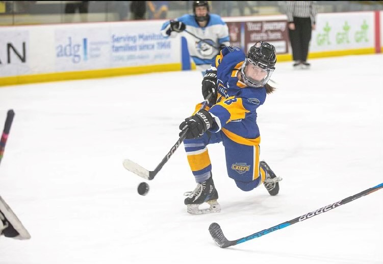 hockeymanitoba's tweet image. Kirby Gray is coming off an impressive 2023-2024 campaign with the U18 AAA Yellowhead Chiefs and has committed to play at @MountRoyalU for the 2025-2026 season.

Read her story for #IndigenousHistoryMonth⤵️

🔗| ow.ly/serc50Sr13v