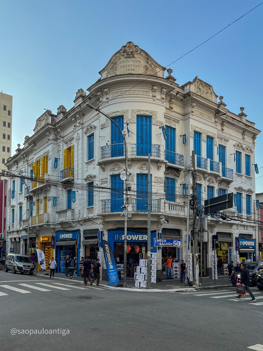 SaoPauloAntiga's tweet photo. Palacete Helvetia, um ícone arquitetônico paulistano de 1923 localizado na rua Santa Ifigênia, região central de São Paulo https://t.co/enLxuySzwA