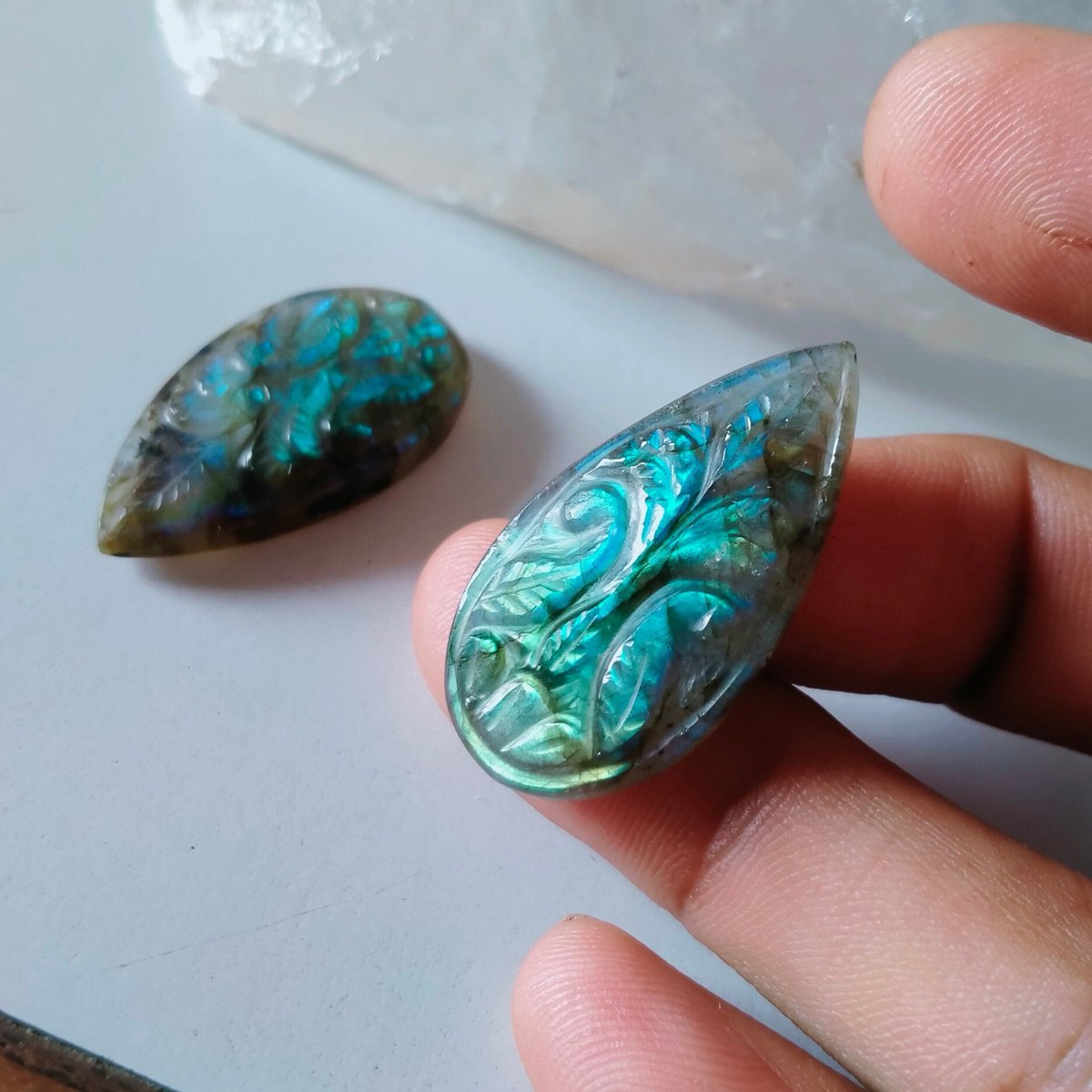 MantriSanju's tweet photo. Exited to share the latest addition to my etsy shop:
Beautiful Labradorite Handmade Leaf carving pair for unique earrings jewelry.
#leafcarving #carvedleafpair #pairforearrings #giftforgirlfriend #handcraftedgemstone #etsygifts #etsyfavorites #T20WorldCup #FayeYoko #LiemaPantsi https://t.co/CnNhG0V5Rt