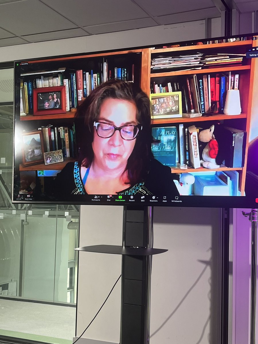 Wonderful book launch this afternoon by my colleagues at <a href="/MTU_TEL_Team/">TEL Team @MTU_ie</a> 
for a major new book “How To Use Digital Learning With Confidence and Creativity: A Practical Introduction” . Congratulations to all involved! #usedigitallearning