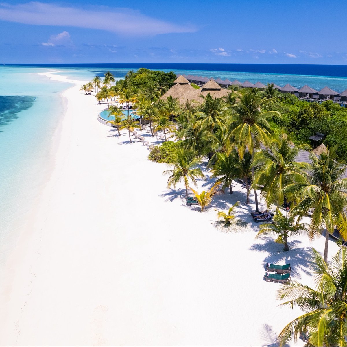 Wake up to the rhythm of #island life, finish this Kuredu quote if you know it! "No shoes, xx xxxx" 👟