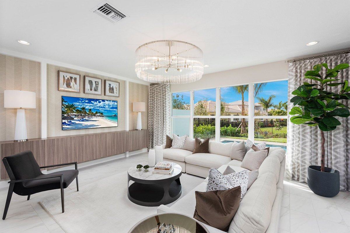 Come and see the stunning Oakland home by <a href="/GLHomes/">GL Homes</a>! With 3,815 total sq. ft., your family will have all the space it needs! The home offers a generous array of amenities everyone can enjoy. More info here: bit.ly/44XhsLF

Live in luxury close to nature at Arden!