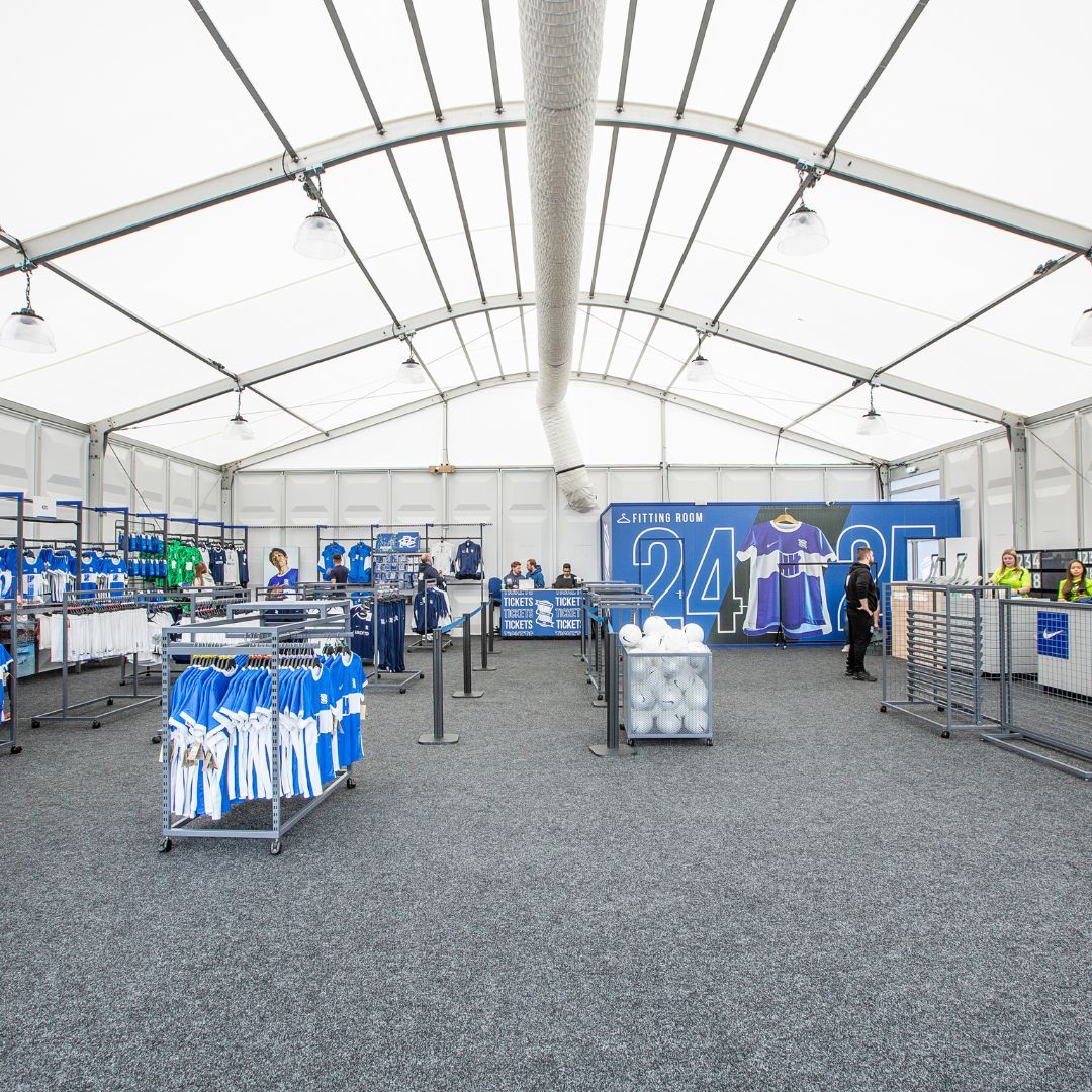 When a temporary retail store is required during renovations of your existing shop, Fews offers the resources and dedicated team to deliver exceptional results. 

<a href="/BCFC/">Birmingham City FC</a> used this opportunity to incorporate striking and creative branding throughout their temporary store! 🔵