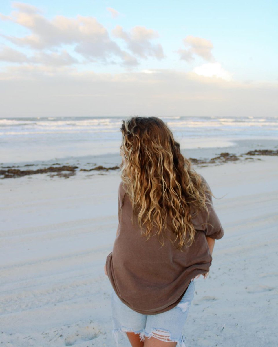 gloapparel's tweet photo. channeling our inner mermaid this summer 🌊🐚☀️

📸: @adalynn.fowler #GLOGetter

#glo #glogetter #godsloveovercomes #faithbasedbusiness #christiansmallbusiness #faithcommunity #faithfulffriends #christiancommunity #faithfashion

https://t.co/JMhQfM56SP https://t.co/WWuFBbue1M