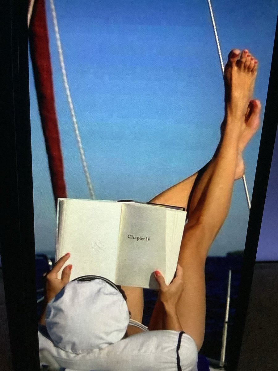 La vita è quello che succede mentre combatti la paura?
Oppure sono tutti gli attimi di gioia inconsapevolezza che riesci a ricavarti per non farti prendere dalla paura?