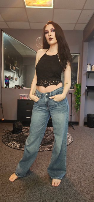 🌙🖤🌟 https://t.co/FnX5RgB9fy