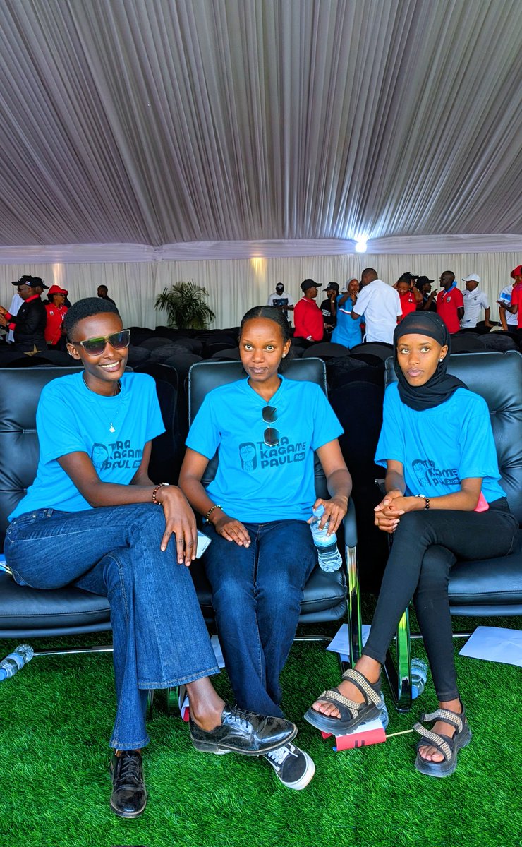 aergijaboo's tweet photo. Chairman Dr. PK, Ogera | @PaulKagame @rpfinkotanyi https://t.co/Lbs37vjeQq