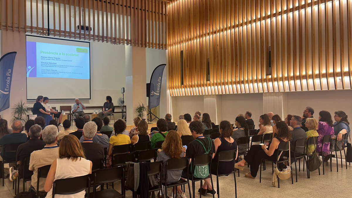 escolapiacat's tweet photo. @escolapiabalmes acull la primera trobada de les taules de presència de l’Escola Pia. 

Aquesta jornada és una oportunitat única per compartir experiències entre els integrants de les taules de presència de la institució. https://t.co/okDt3RX3JQ