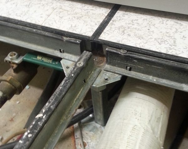 If you have this exact floor system, you understand the challenge of finding replacement perforated panels as this system is obsolete. We offer new standard airflow panels that fit your grid perfectly. #raisedfloor #airflow Simply give us a call.buff.ly/3zidApq