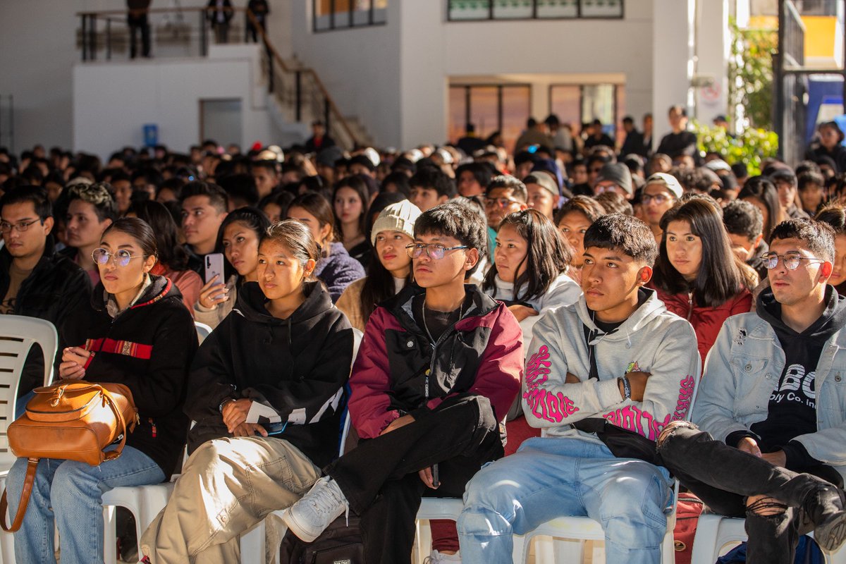 #Cochabamba es la principal ciudad de #Bolivia que exporta #Software a otros países, fruto del talento y la capacidad de sus profesionales. Es un orgullo que nuestra #Llajta sea la sede del Congreso Internacional de Inteligencia Artificial, un evento que promueve la formación de