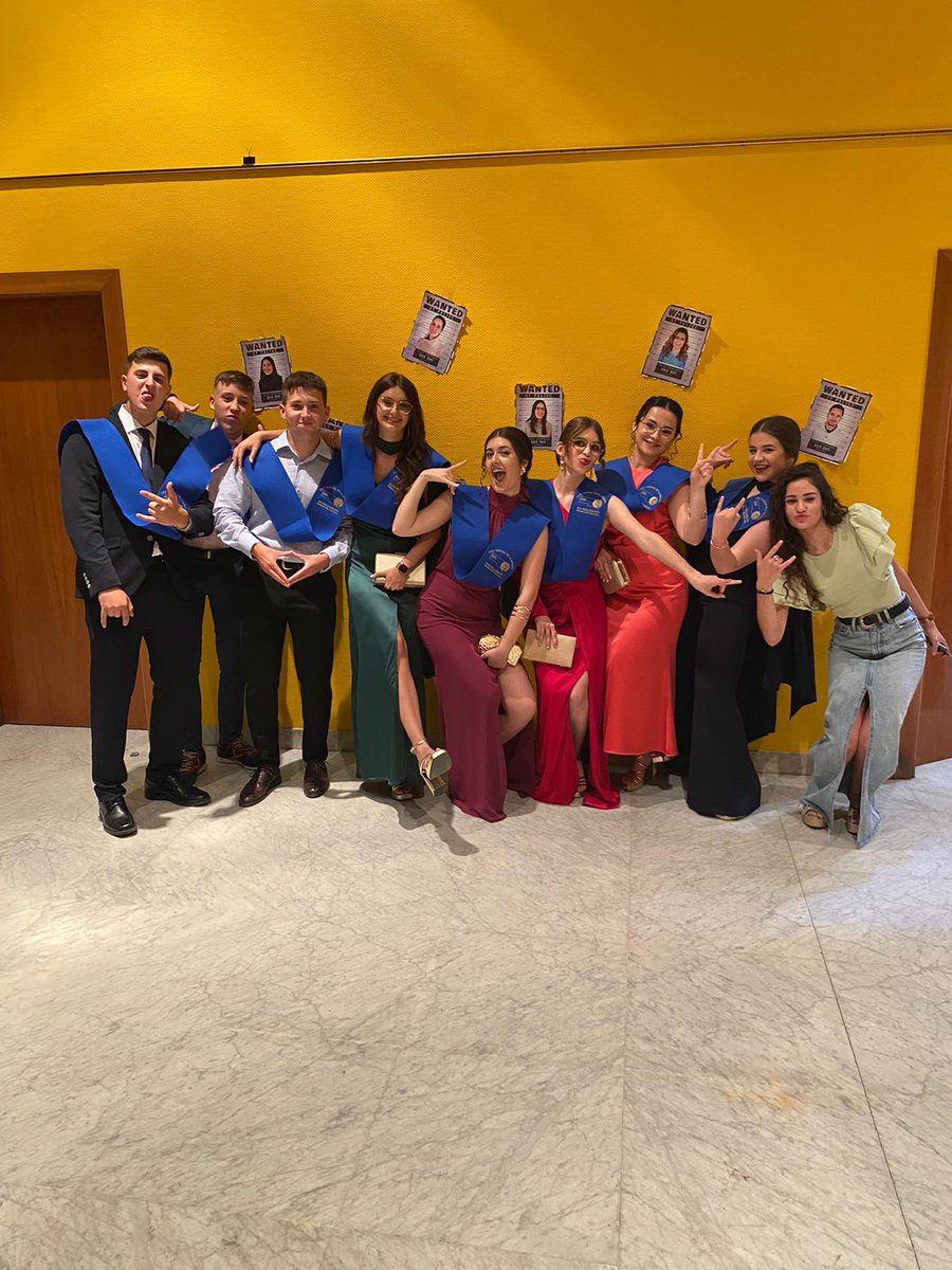 Muy muy feliz por todos estos años juntos ❤️‍🩹🏠