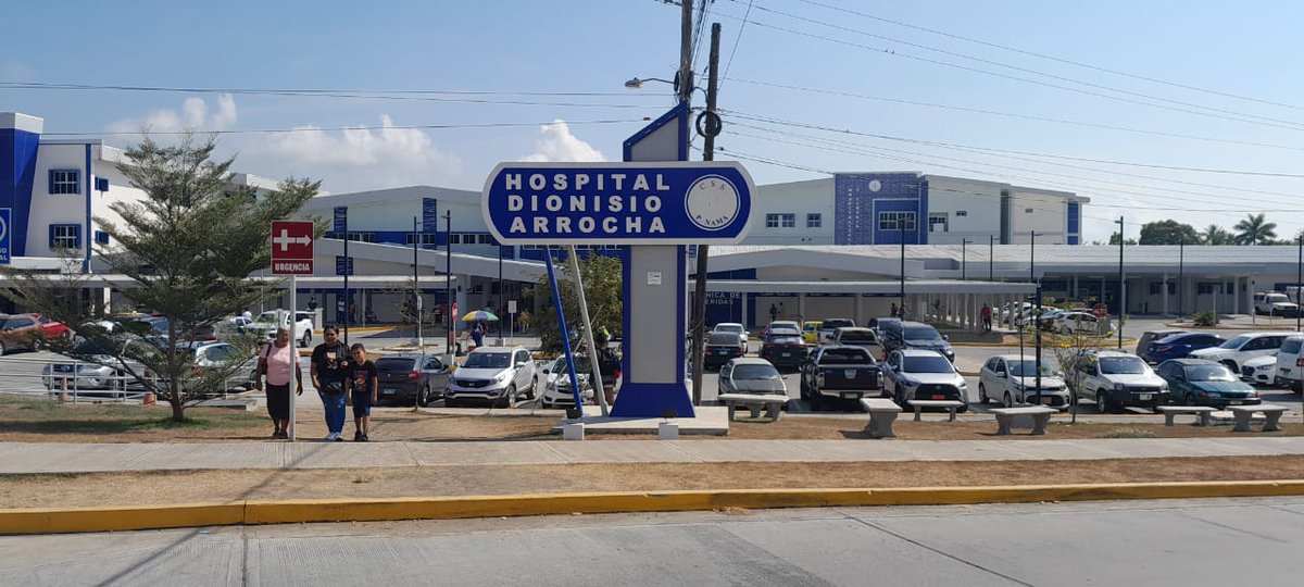 CSSPanama's tweet photo. 📍#Chiriquí
El Programa SADI del Hospital Dionisio Arrocha, entrega pañales desechables a familiares de pacientes inscritos en este programa.
#CSScontigo https://t.co/S3VyCA4pQH