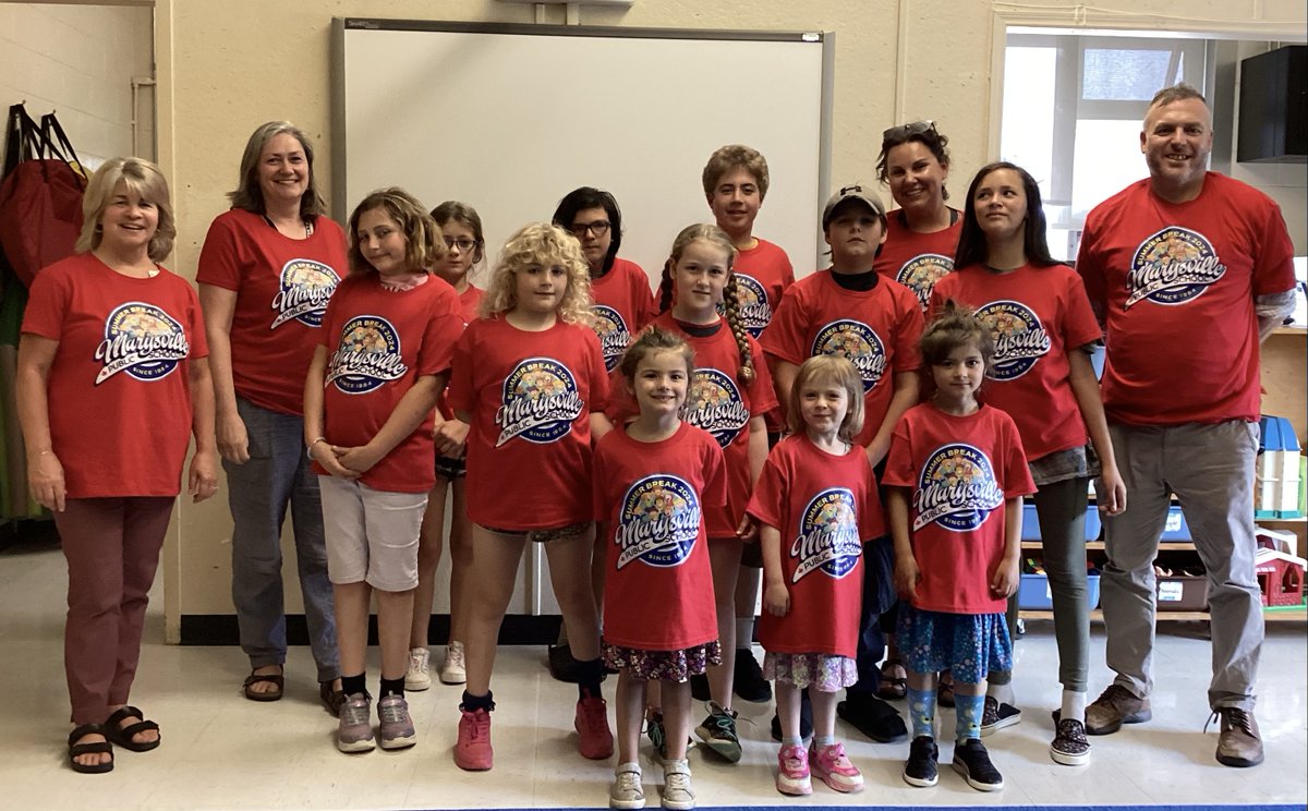 Marys_LDSB's tweet photo. Huge thanks to Mike Bromley from SignsfromAbove for creating these awesome t-shirts to mark the start of summer break and significantly, the 70 year anniversary of Marysville Public School! Thanks again  for another of your countless generous donations over the years to M.P.S! https://t.co/WL408ostOl