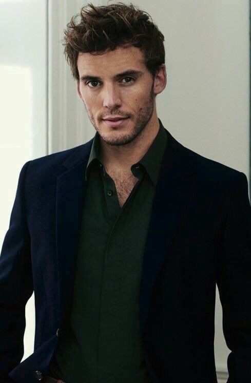 allstarsshow_'s tweet photo. Joyeux anniversaire à Sam Claflin qui fête ses 38 ans aujourd'hui. 🎂🎉
#samclaflin #HappyBirthday #HungerGames #beforeyou #loverosie #daisyjonesandthesix #enolaholmes https://t.co/6li9280blm