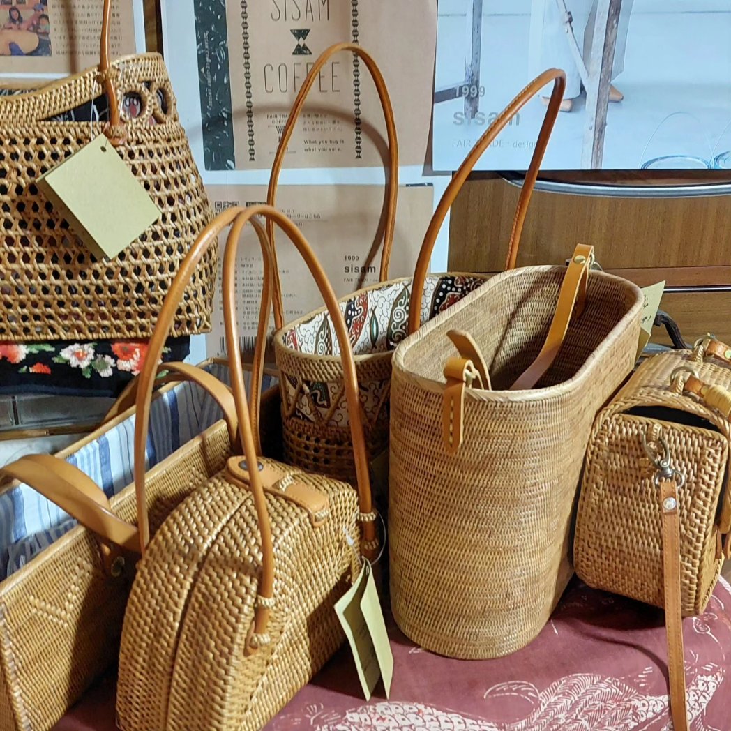 moemore's tweet image. 