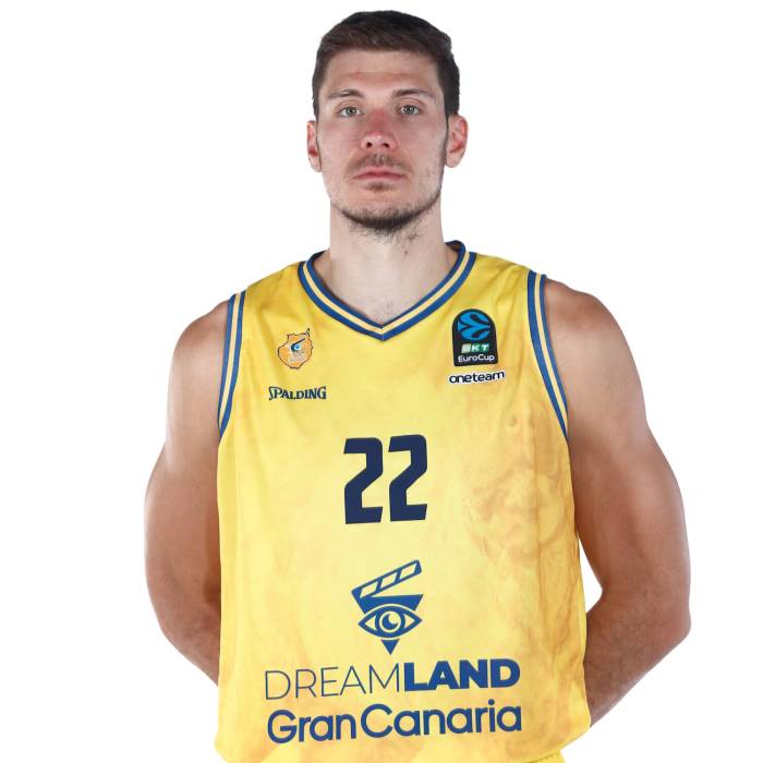 InfoBasket_EU's tweet photo. El Valencia Basket ha presentado ofertas por Ethan Happ y Matt Costello, jugadores del Dreamland Gran Canaria y del Baskonia, respectivamente, ambos sujetos al derecho de tanteo. https://t.co/fNgbE1XJ2p