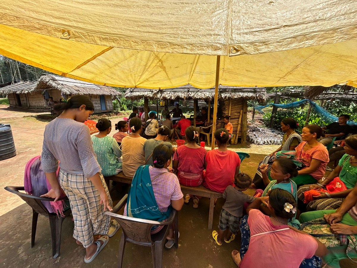 mbda_meghalaya's tweet image. Inaugural IVCS meeting under #MegLIFE project held on June 26, 2024 in Songsak Block. 75 Danal IVCS members attended, acquired shares. Promising start for community-driven economic initiatives, guided by Junior Cooperative Officer. #JICA #IVCS