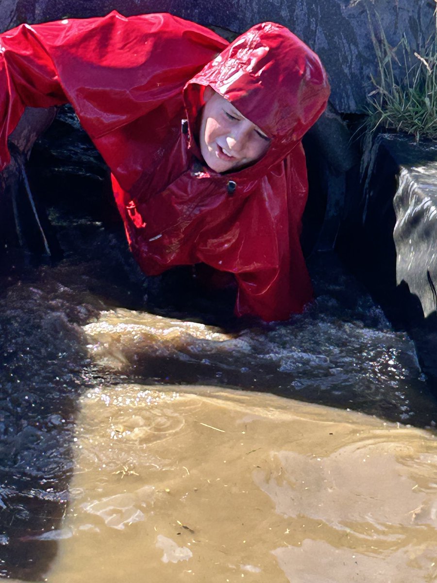 Muddy fun <a href="/llangrannog1932/">Gwersyll Llangrannog</a> <a href="/HTPSchool/">Herbert Thompson</a>