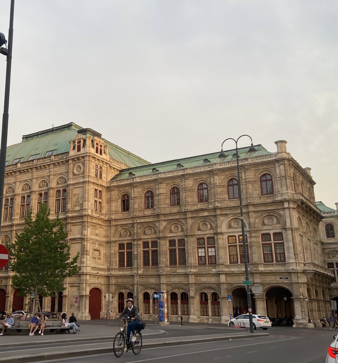 Thrilled to have presented my research on new age-dependent neo-epitopes in the mouse brain at the FENS 2024 Congress in Vienna! Thanks to everyone who attended! #Neuroscience #FENS2024 🧠🎉 <a href="/FENSorg/">FENS</a> <a href="/UBneuroscience/">Institut de Neurociències de la UB</a>