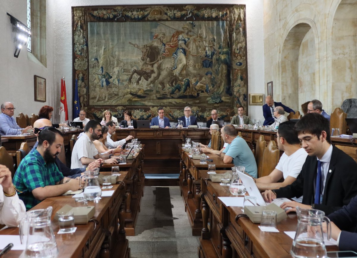 El Consejo de Gobierno elegirá un experto independiente para dar respuesta al informe del Comité Español de Ética.

➡️ saladeprensa.usal.es/node/137873