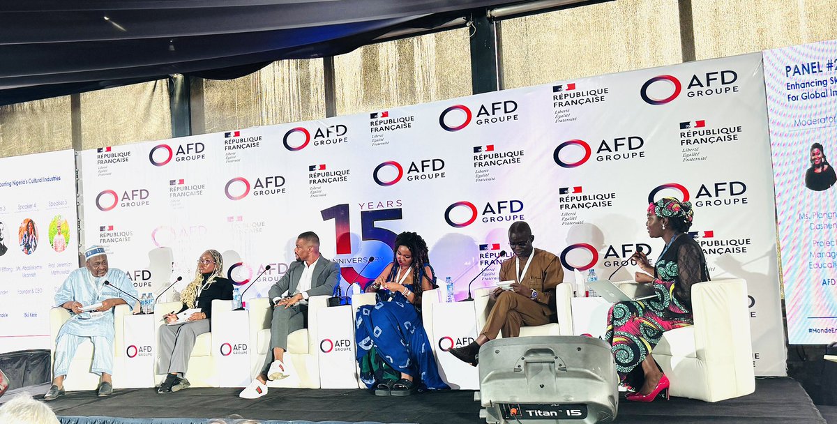 Ambassade de France au Nigéria tweet media