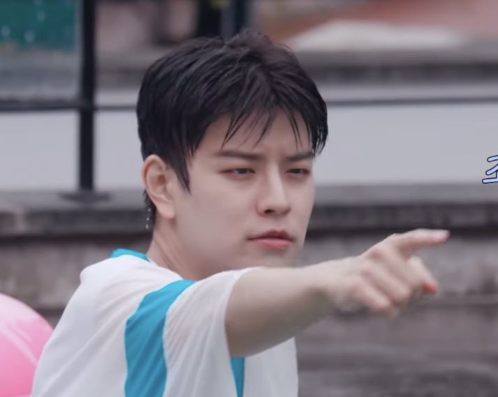 SEUNGM1NE's tweet photo. 😡👿😤😠👉            😁😆🤗😝🤏 https://t.co/iv8g6YYX9y