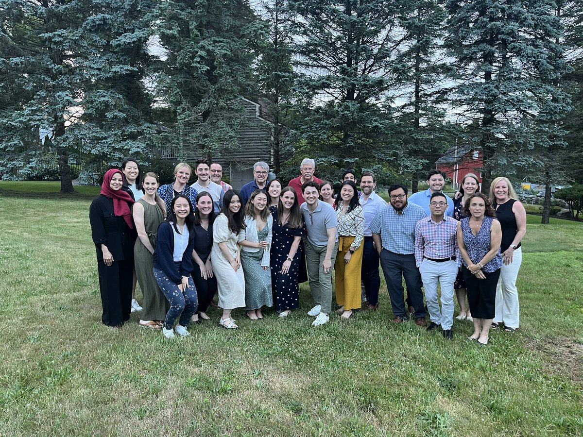 CHAPharmRes's tweet photo. On Monday we celebrated the graduation of our four PGY1 residents before they wrap up on Friday! It was great to be able to spend time together &amp; celebrate 🥳 https://t.co/MQ8ZAc3JY5