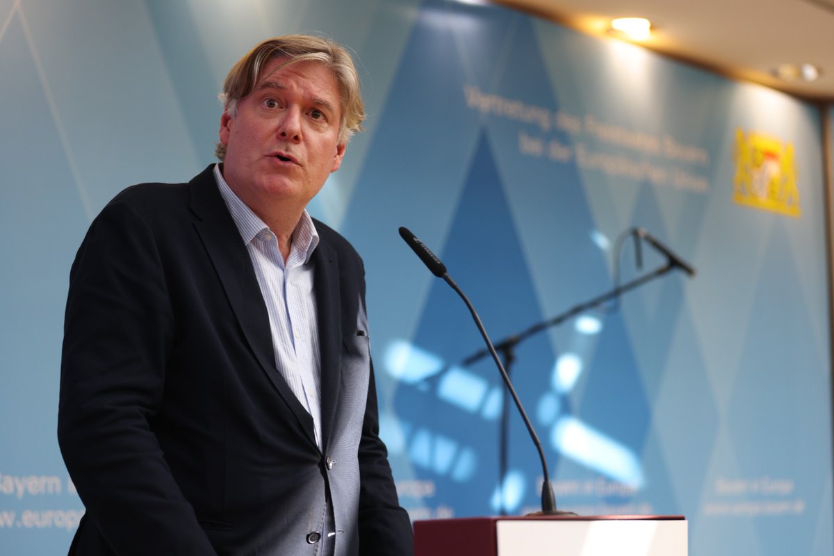 Antonio López-Istúriz White tweet media