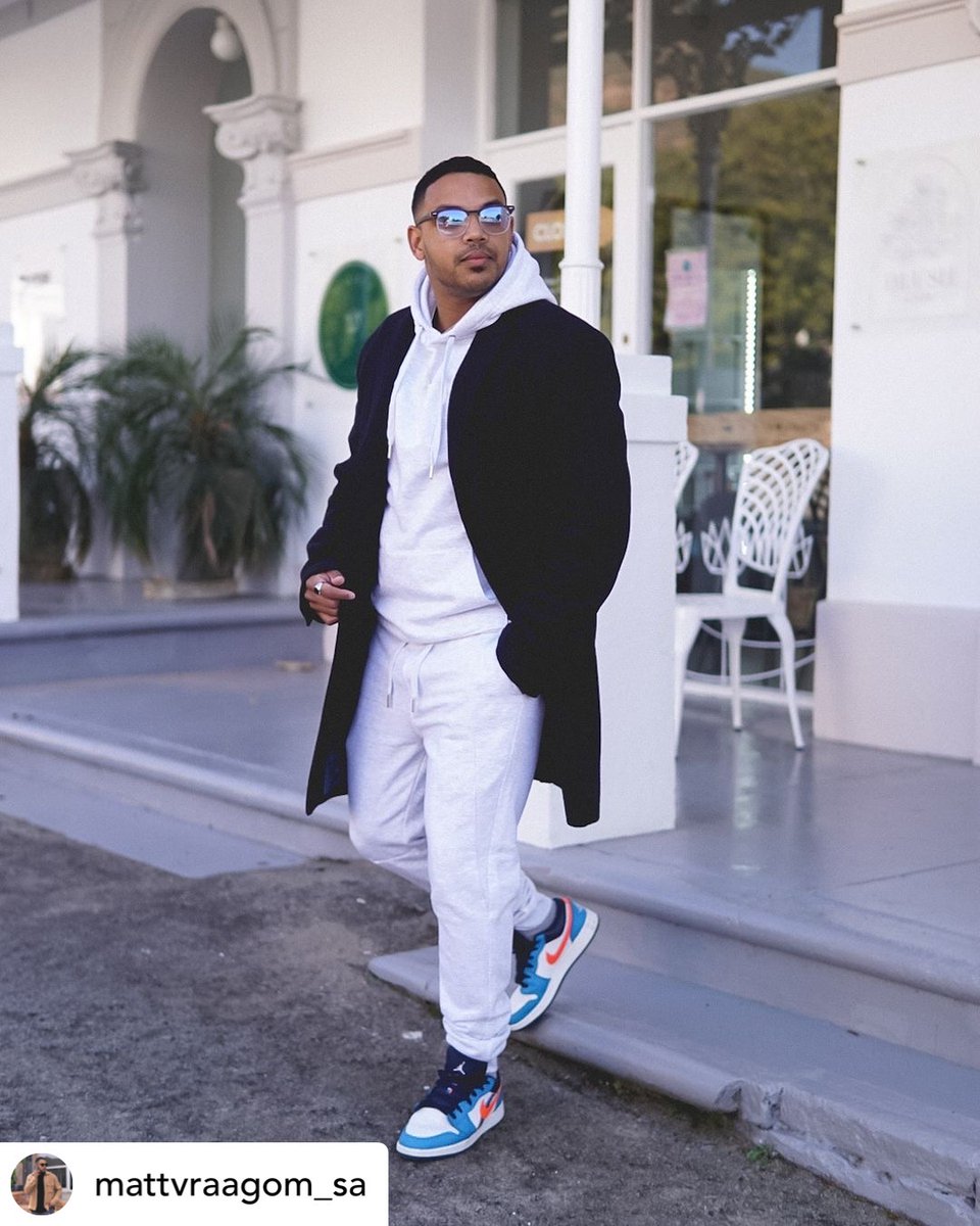 Markham_1873's tweet photo. New week, new #MKMStyle #WeekendFresh vibe check! 🔥
Tag us in your best #MKMStyle pics and looks. We love seeing how you make Markham yours with your standout style!
#MakeYourMark #MarkhamMen #StyleInspiration https://t.co/XLN3o4s23O