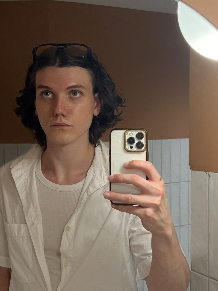 Arseniy Valter tweet media
