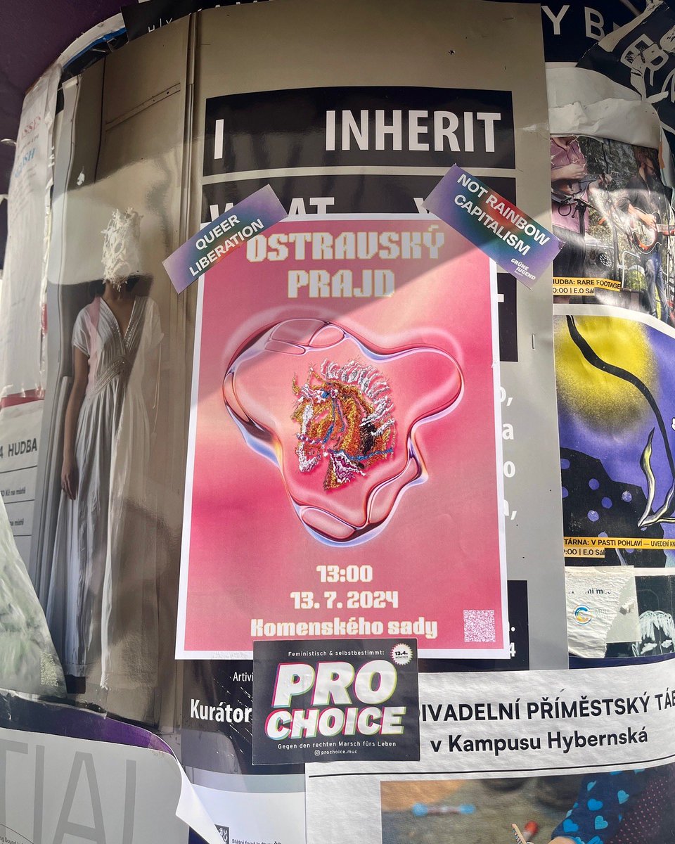 přípravy na prajd jsou v plném proudu, na naše plakáty narazíte už i v Praze! 🌈💜