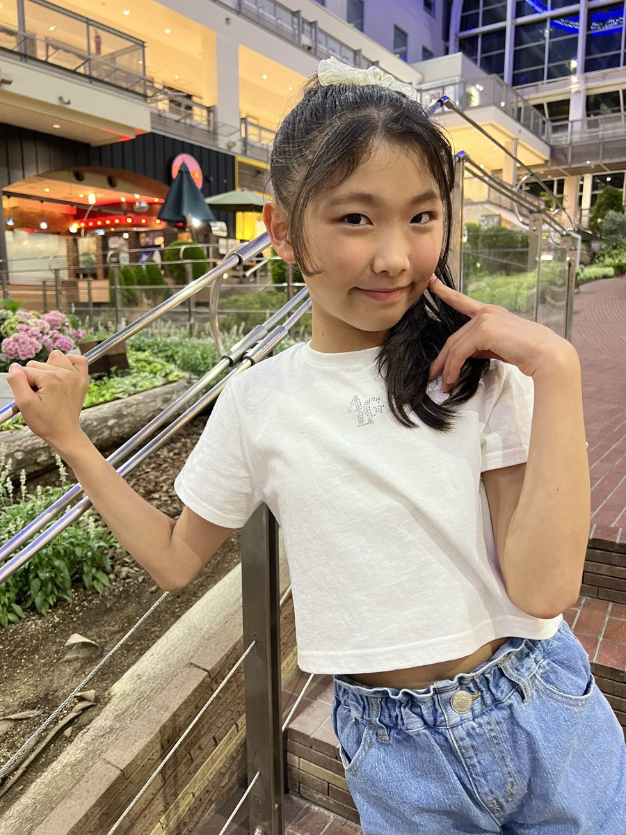 kuku_kukuri_'s tweet image. サッポロファクトリー✨weekday LIVE⭐️
ファクトリーでは初めてのステージ💓
たくさんの応援ありがとうございました！
また出られるようにがんばります✨

次は支笏湖の撮影会&amp;amp;LIVEでね🦢💕

@ACTORS_STUDIO_ 
#くくり
#Angelsister
#weekday
#サッポロファクトリー
#アクターズスタジオ北海道本部