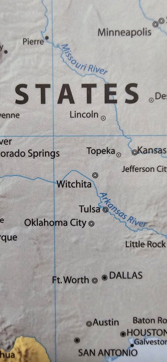 Thighs Named Zhu Li tweet media